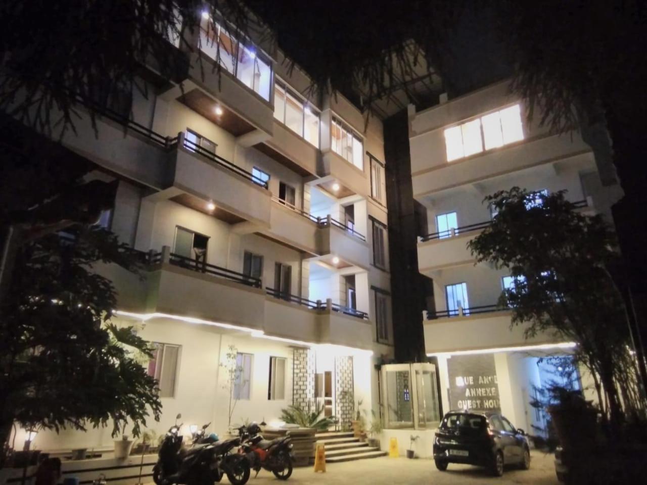 Blue Angel Guest House Шиллонг Экстерьер фото